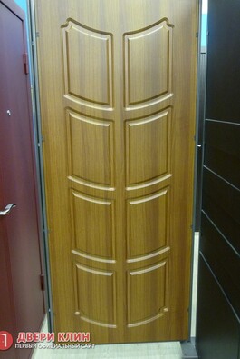 Железная дверь с панелью МДФ шпон