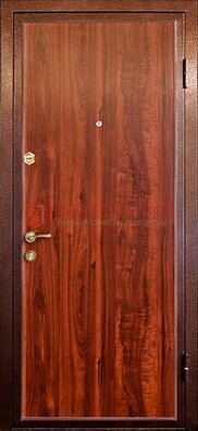 Коричневая входная дверь с ламинатом ДЛ-19 в Сертолово