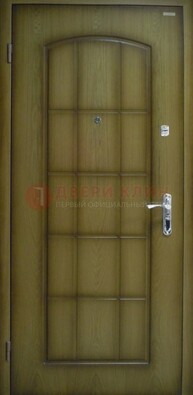 Зеленая стальная дверь с МДФ ДМ-116 на веранду в Сертолово