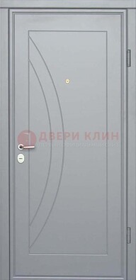 Белая железная дверь с МДФ ДМ-29 в квартиру в Сертолово