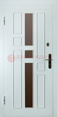 Белая стальная дверь с МДФ и декоративными вставками ДМ-62 в Сертолово