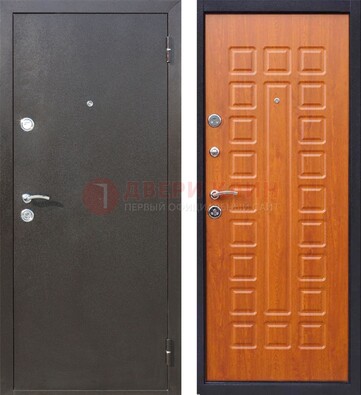 Коричневая стальная дверь с порошковым напылением ДП-202 в Сертолово