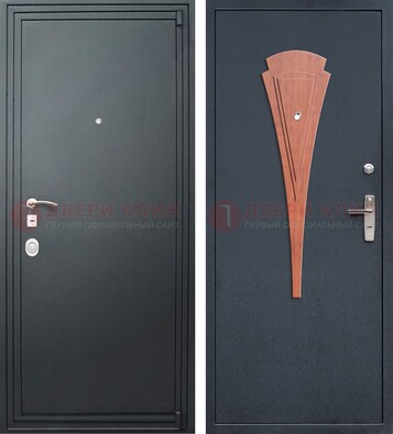 Черная железная дверь с порошковым покрытием и накладкой МДФ внутри ДП-245 в Сертолово