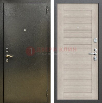 Стальная темно-серая дверь с порошковой отделкой и МДФ панелью ДП-278 в Сертолово