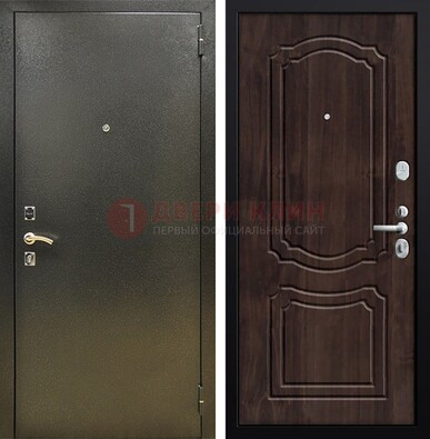 Темно-серая железная дверь с порошковым покрытием и коричневой МДФ ДП-288 в Сертолово