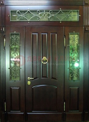 Стальная парадная дверь со стеклом и ковкой ДПР-18 для деревянного дома в Сертолово