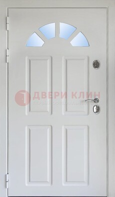 Белая стальная дверь МДФ со стеклом для дома ДС-37 в Сертолово