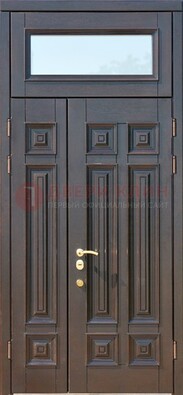 Коричневая двухстворчатая металлическая дверь со стеклом ДС-62 в Сертолово