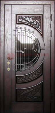 Одностворчатая входная дверь со стеклом и ковкой ДСК-21 в Сертолово