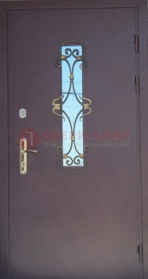 Металлическая дверь со стеклом и ковкой ДСК-77 в панельный дом в Липецке