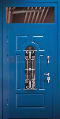 Синяя железная филенчатая дверь со стеклом и ковкой ДСК-97 в Сертолово