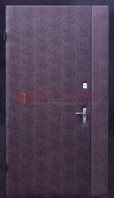 Бордовая металлическая тамбурная дверь ДТМ-3 в Сертолово