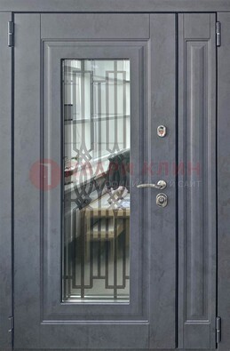 Серая стальная дверь Винорит со стеклом и ковкой ПЛ-29 в Сертолово
